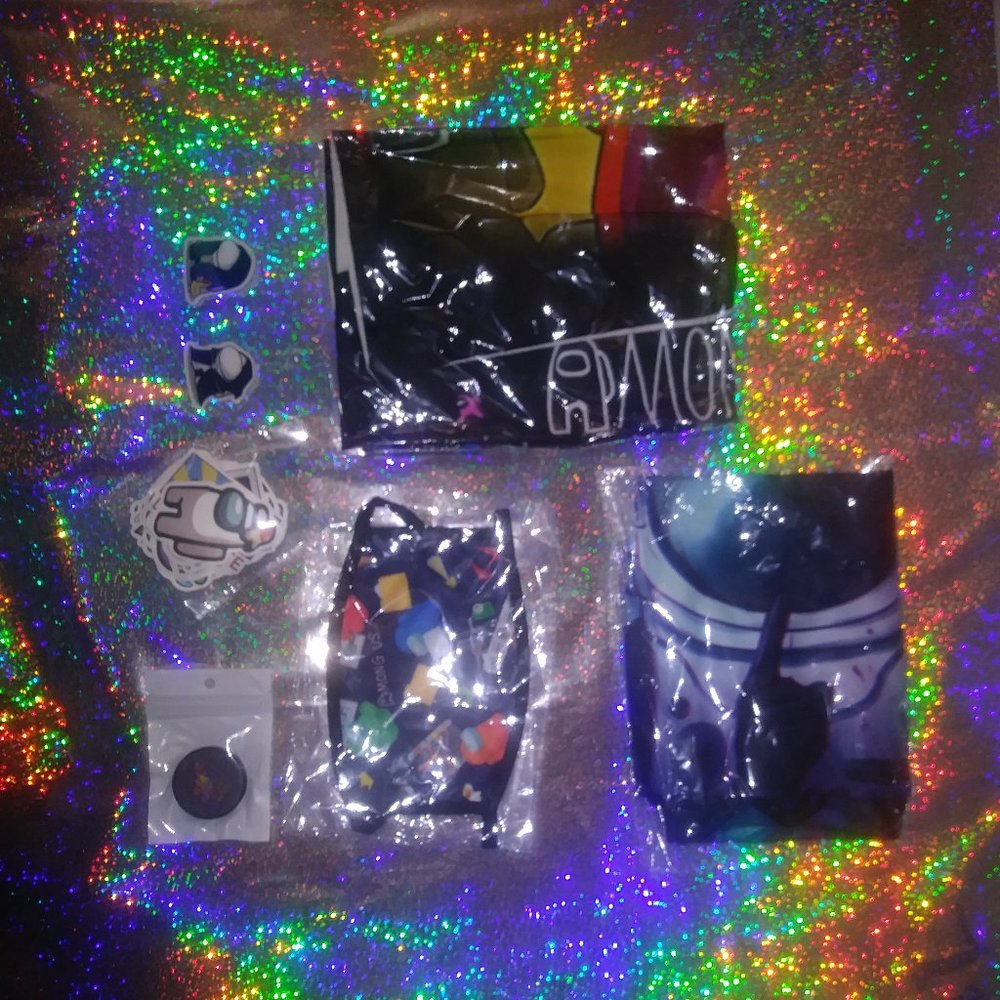 AMONG US- GIFT SET